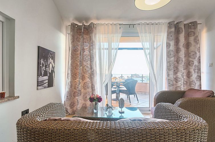 Appartement Geräumige Ferienwohnung für vier Personen mit 