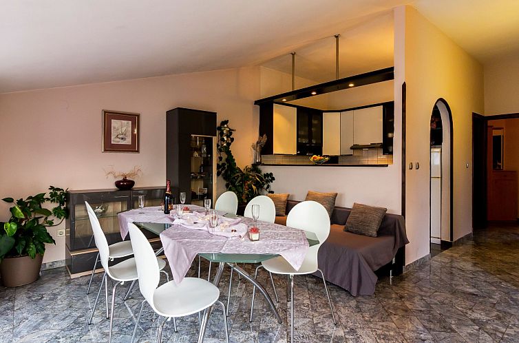 Appartement Ferienappartement Edi mit zwei Balkonen