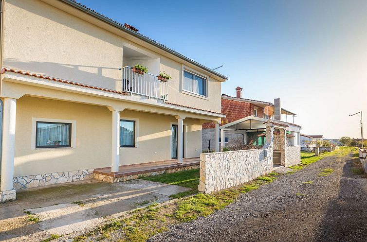 Appartement Anemona, Dorf Valbandon