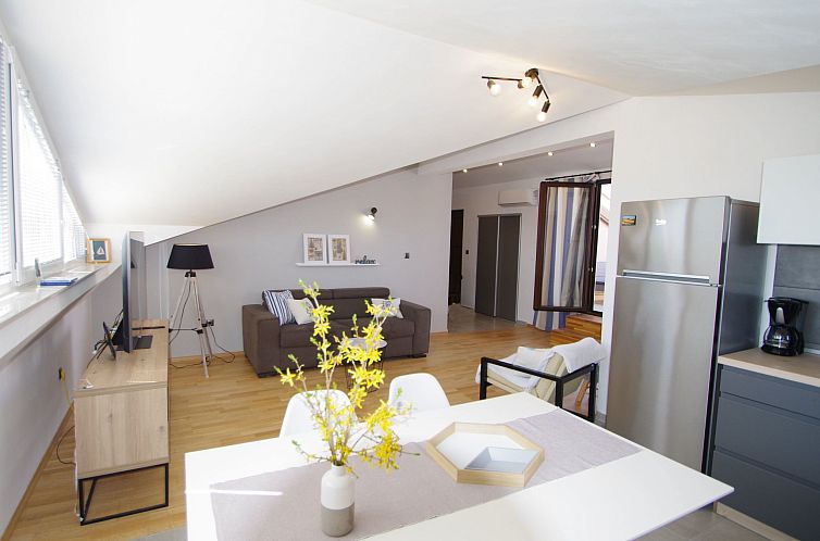 Appartement in Valbandon mit schönem Balkon