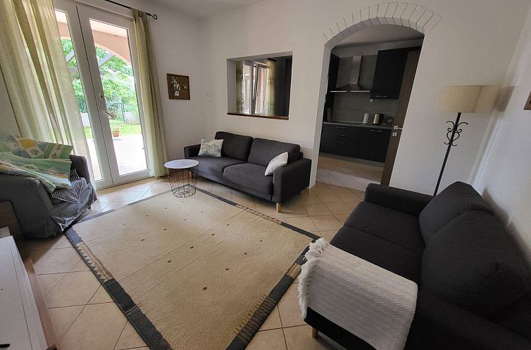 Appartement "Luciana" in Valbandon