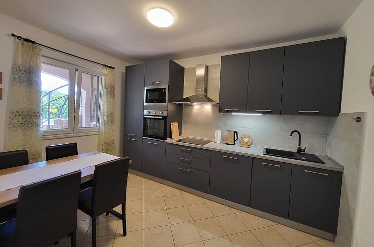 Appartement "Luciana" in Valbandon