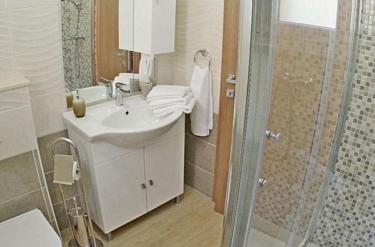 Appartement "Luciana" in Valbandon