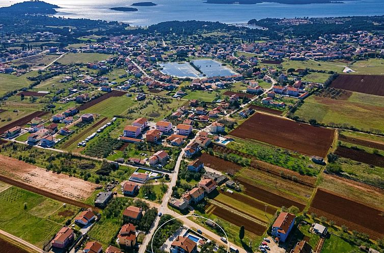 Vakantiehuis Ferienvilla "Villa Berg" mit privatem Pool