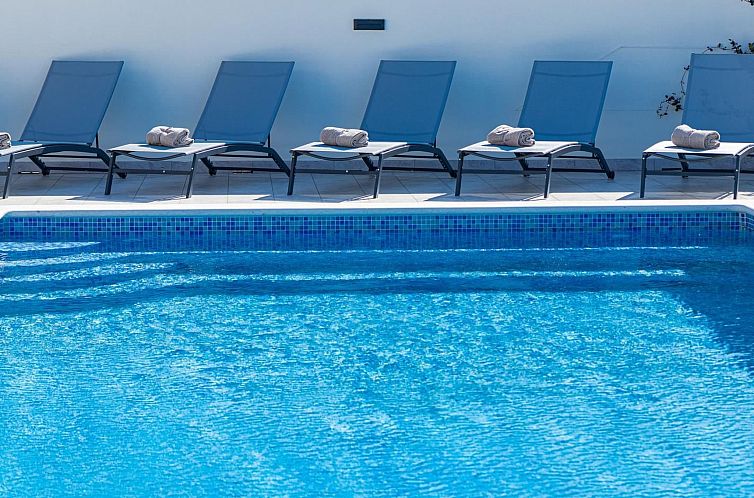 Vakantiehuis Ferienvilla "Villa Berg" mit privatem Pool