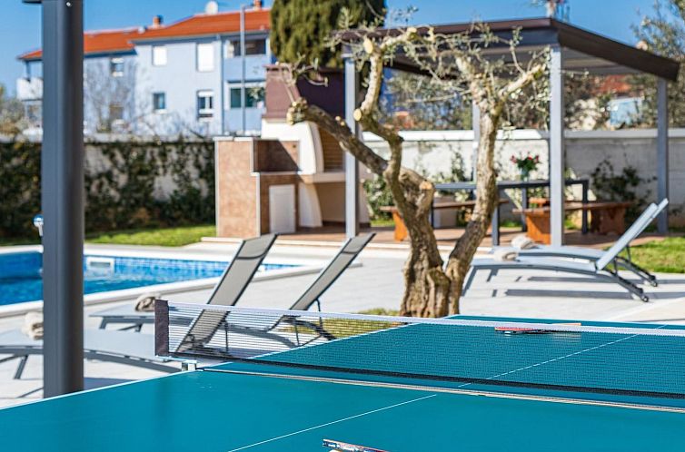 Vakantiehuis Ferienvilla "Villa Berg" mit privatem Pool