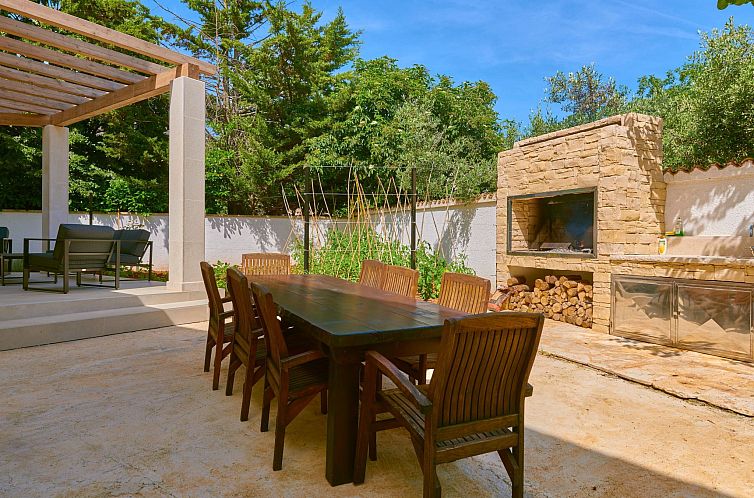 Vakantiehuis Haus in Fažana mit Terrasse und schöner Aussi