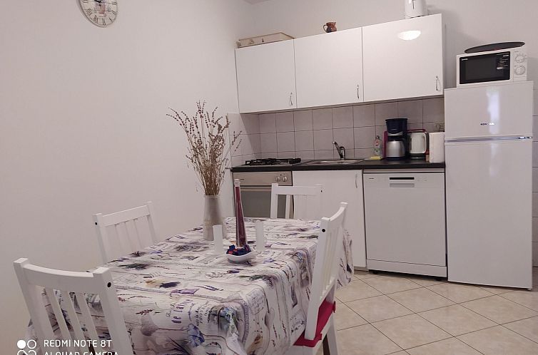 Appartement Wohnung in Fazana mit Garten, Grill und Terrasse