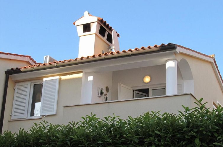 Appartement Wohnung "Pusteblume" mit Terrasse