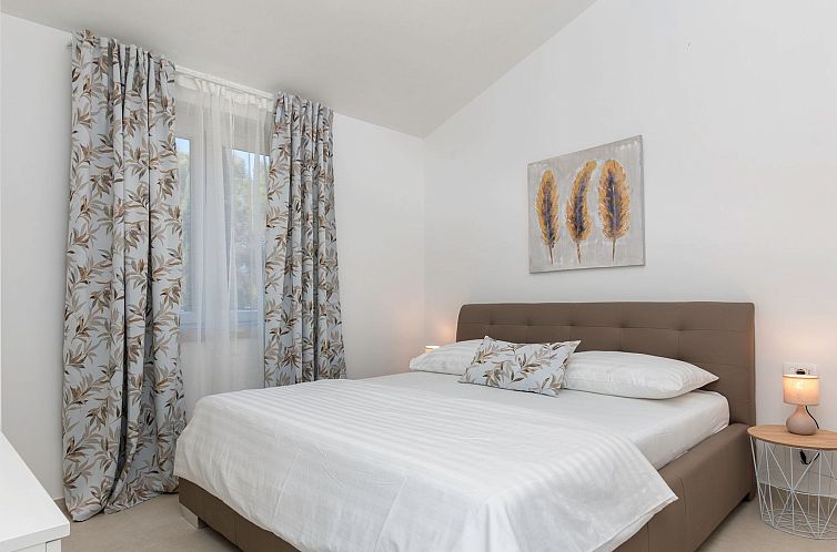 Appartement im Dorf Valbandon, 800 m vom Strand entfernt