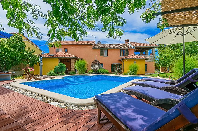 Unterkunft 10114426 - Ferienhaus Istrien - Vakantiehuis Loreta
