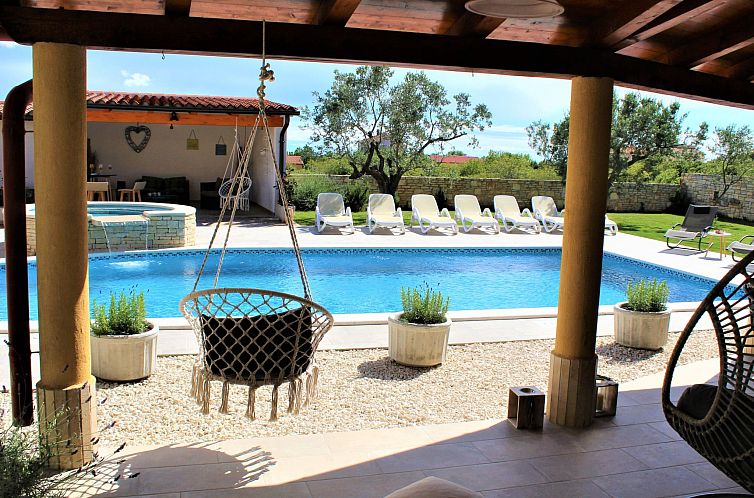 Vakantiehuis Gemütliches Ferienhaus mit Terrasse und Meerbl