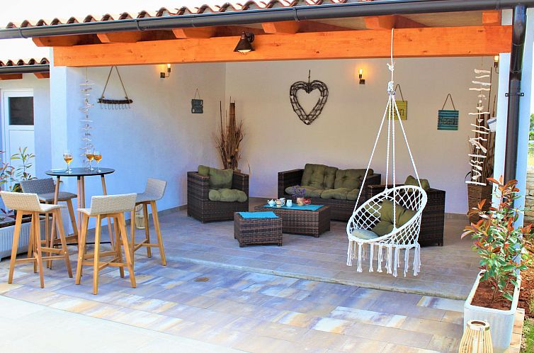 Vakantiehuis Gemütliches Ferienhaus mit Terrasse und Meerbl