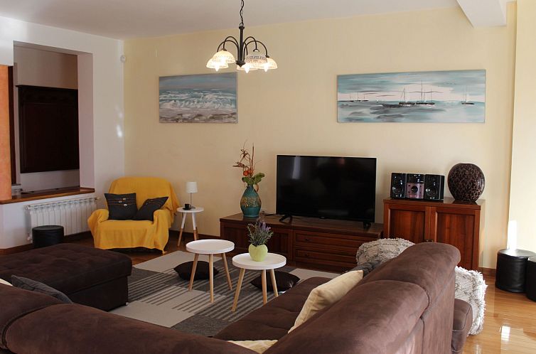 Vakantiehuis Gemütliches Ferienhaus mit Terrasse und Meerbl
