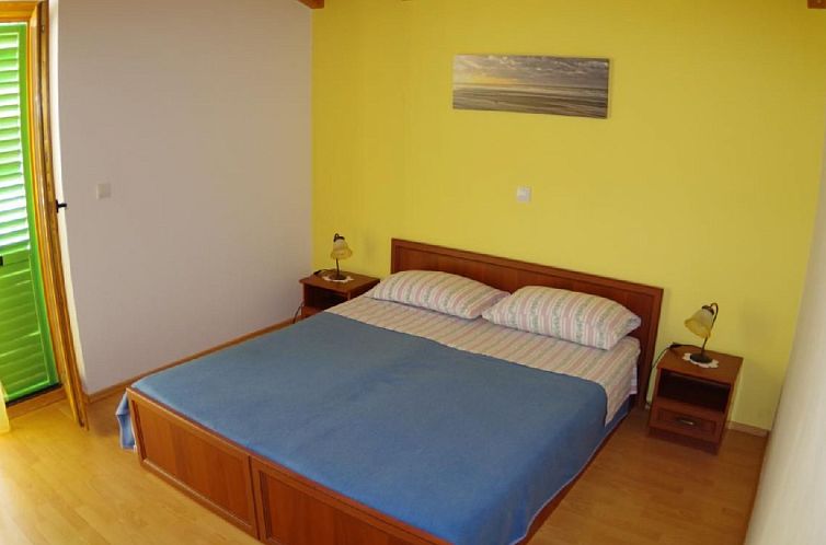 Vakantiehuis "Elvis", Dorf Sveti Kirn