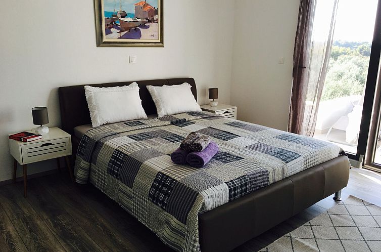 Vakantiehuis Neue New Villa Lana 40m2 Schwimmbad, Sauna, Whi