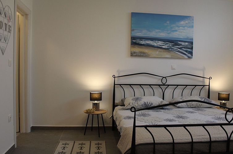 Vakantiehuis Neue New Villa Lana 40m2 Schwimmbad, Sauna, Whi