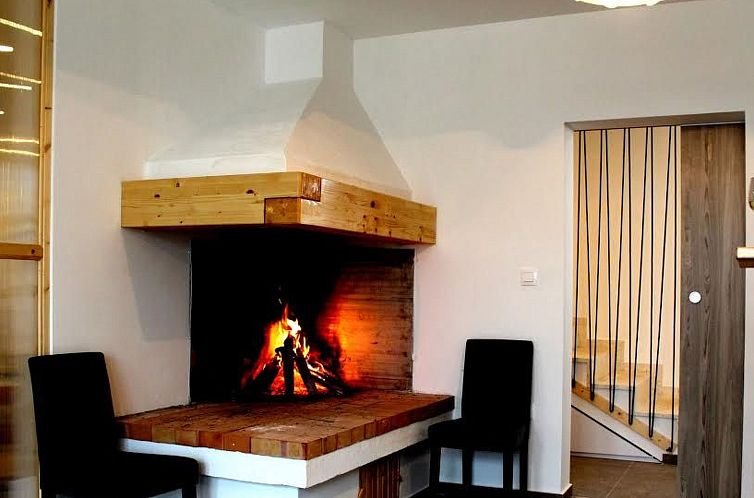 Vakantiehuis Neue New Villa Lana 40m2 Schwimmbad, Sauna, Whi