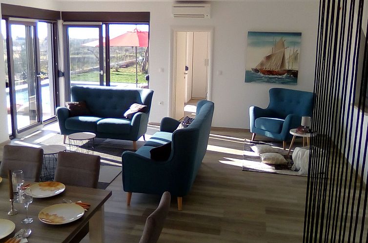 Vakantiehuis Neue New Villa Lana 40m2 Schwimmbad, Sauna, Whi