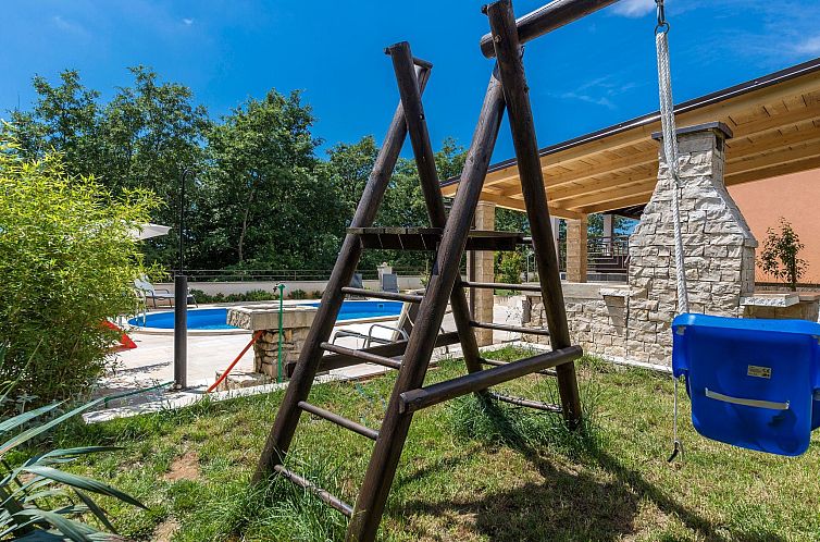 Vakantiehuis Ferienvilla "Lucija"