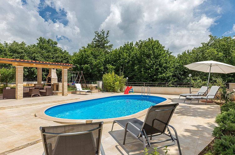 Vakantiehuis Ferienvilla "Lucija"
