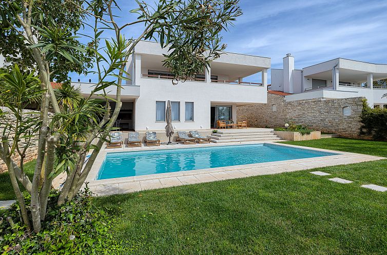 Vakantiehuis Villa Volimten