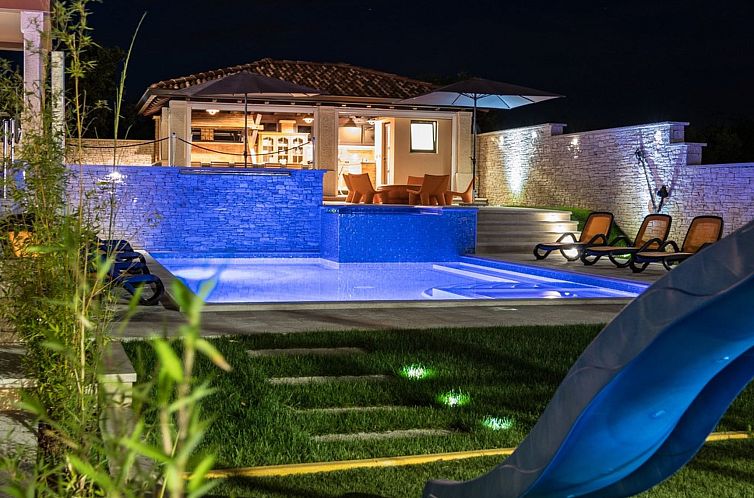 Vakantiehuis Villa Istrakamen