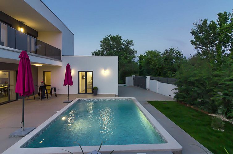 Unterkunft 101145157 - Ferienhaus Istrien - Vakantiehuis Villa Ema with private pool