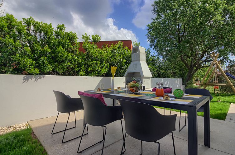 Vakantiehuis Villa Ema with private pool
