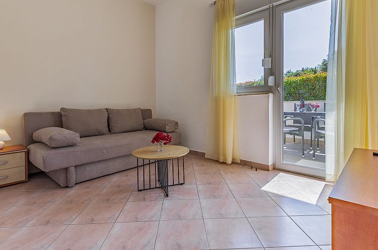 Appartement Apartment Rok 2
