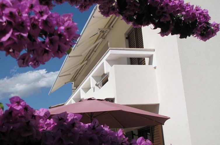 Appartement Haus Rina Banjole mit Whirlpool und Garten