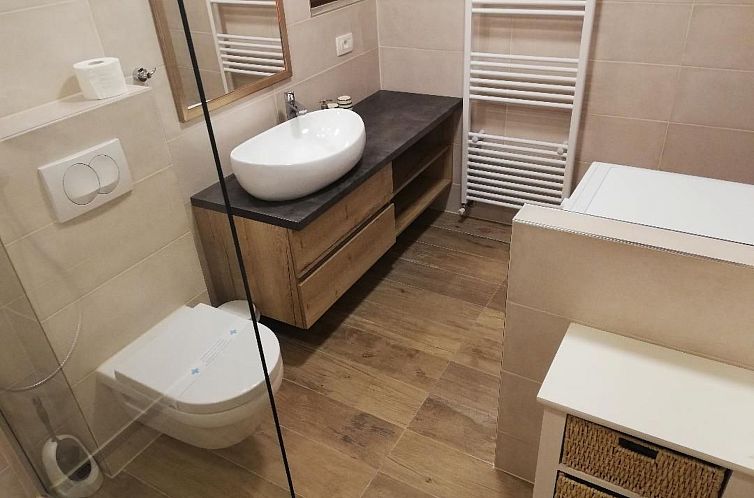 Appartement Haus Rina Banjole mit Whirlpool und Garten