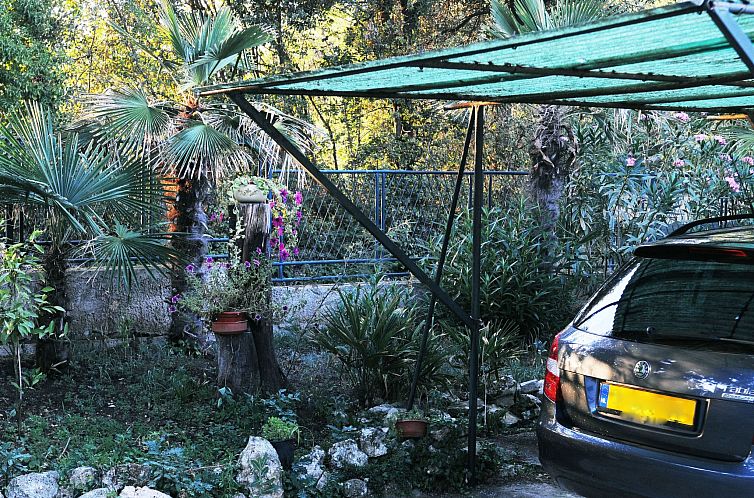 Vakantiehuis in Banjole mit Großem Garten