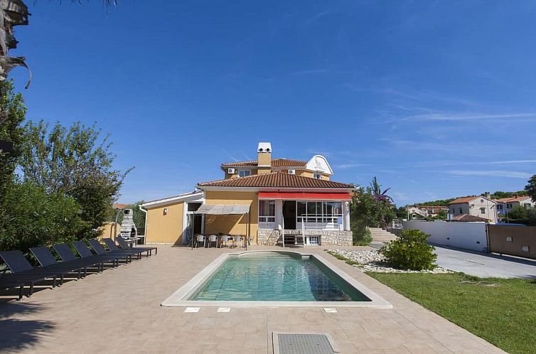 Vakantiehuis Villa Vedorna großes Wellness-Haus in Strandn?