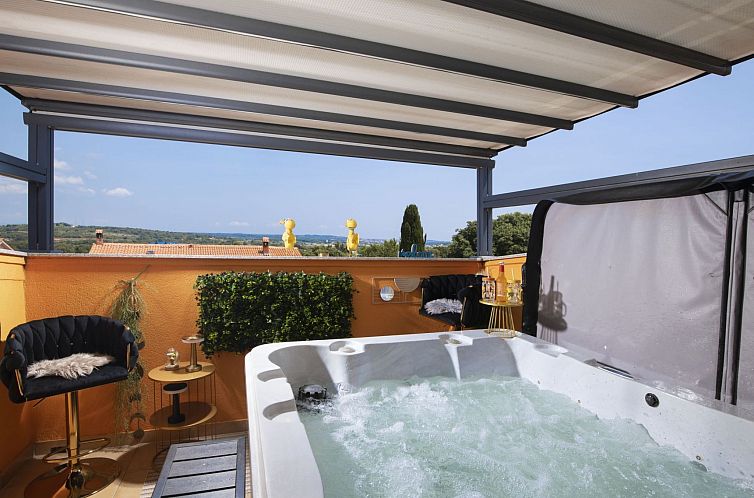 Vakantiehuis Venus mit Whirlpool, Sauna in Banjole