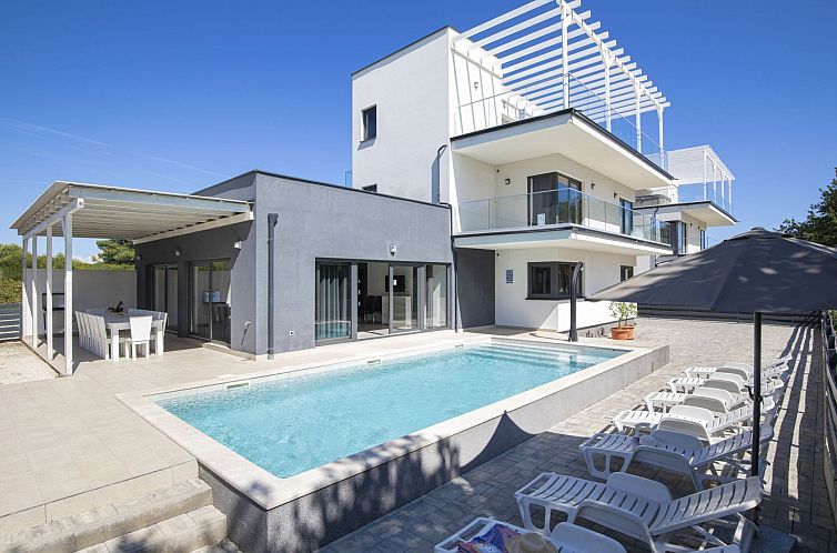 Vakantiehuis Villa Sole am Meer mit Pool, Sauna, Whirlpool