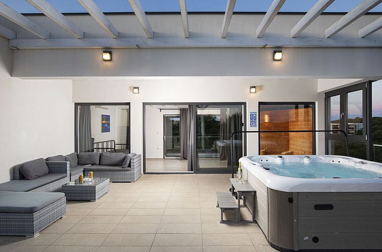 Vakantiehuis Villa Sole am Meer mit Pool, Sauna, Whirlpool