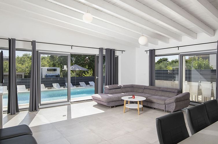 Vakantiehuis Villa Sole am Meer mit Pool, Sauna, Whirlpool