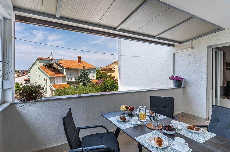 Appartement "Darko" mit Balkon