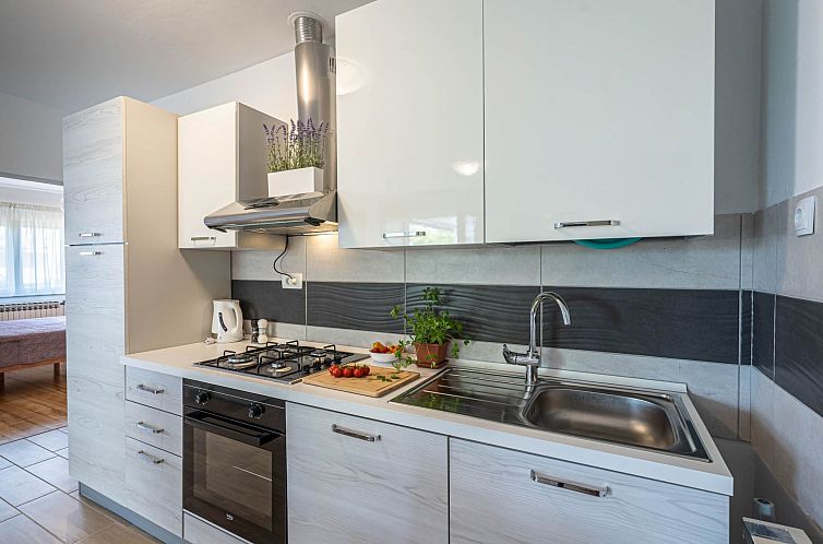 Appartement "Darko" mit Balkon