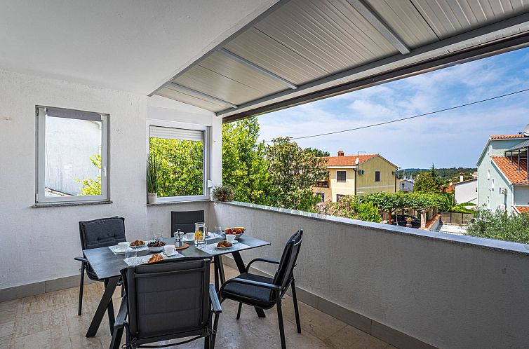 Appartement "Darko" mit Balkon