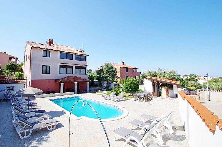 Appartement Wohnung in Banjole mit großem Garten
