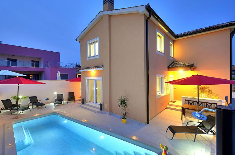 Unterkunft 10114558 - Ferienhaus Istrien - Vakantiehuis "Villa Amosa"