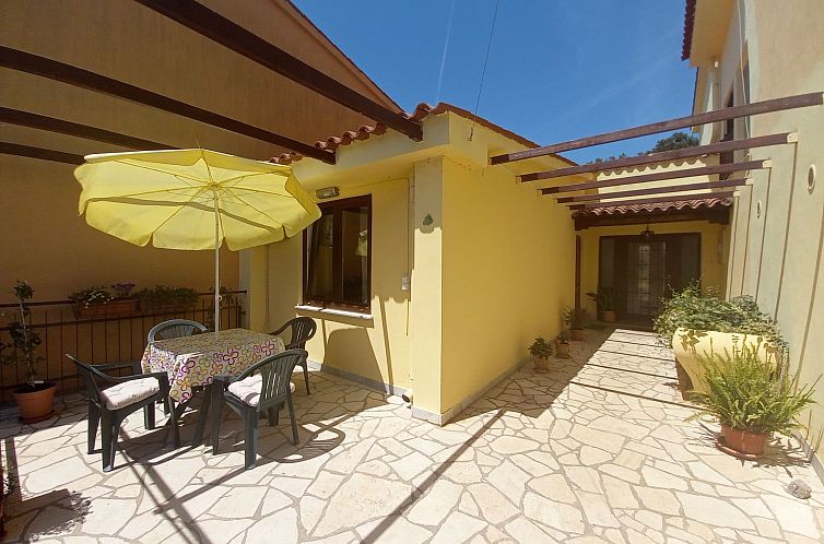 Unterkunft 10114559 - Appartement Istrien - Appartement Schönes Apartment in Pješčana Uvala, Strand i