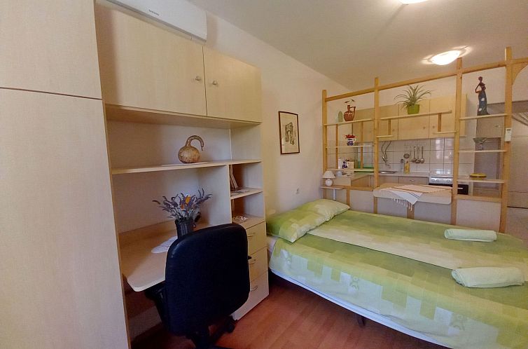 Appartement Schönes Apartment in Pješčana Uvala, Strand i