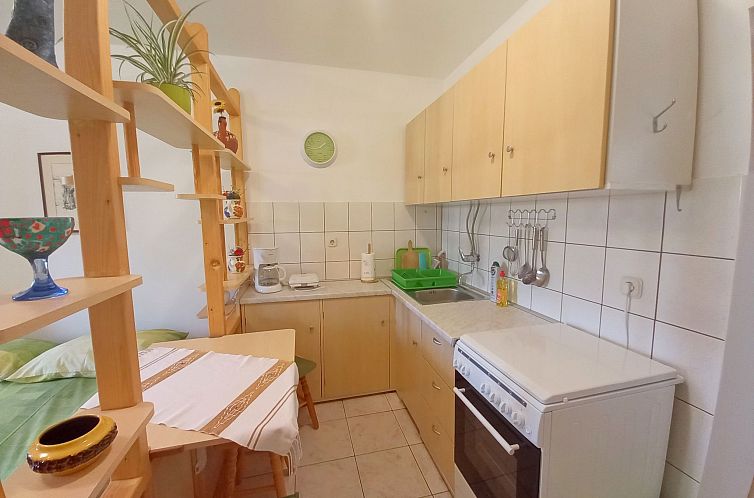 Appartement Schönes Apartment in Pješčana Uvala, Strand i