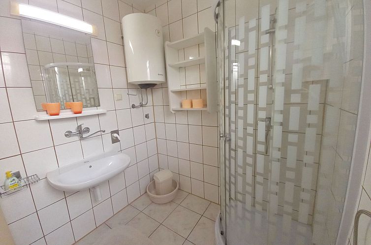Appartement Schönes Apartment in Pješčana Uvala, Strand i