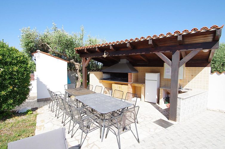 Appartement in Banjole mit Gemeinschaftspool