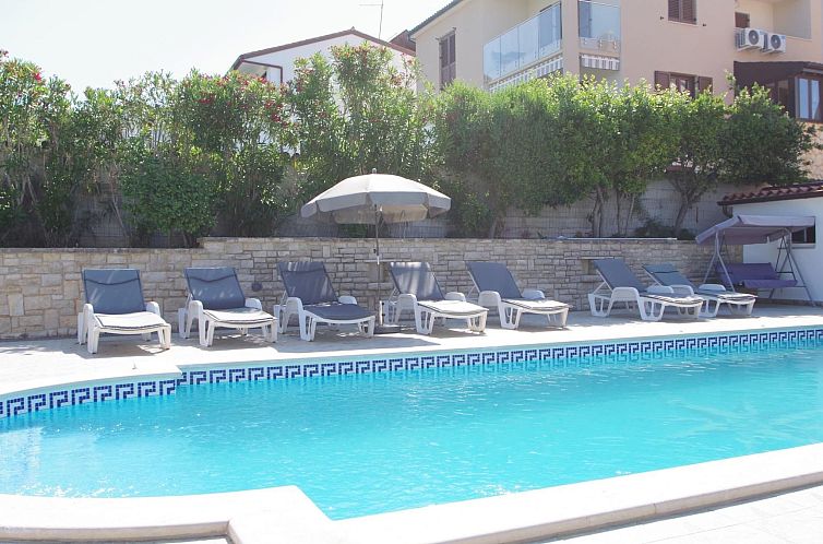 Appartement in Banjole mit Gemeinschaftspool