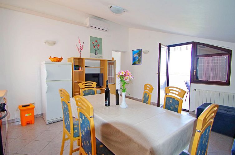 Appartement in Banjole mit Gemeinschaftspool